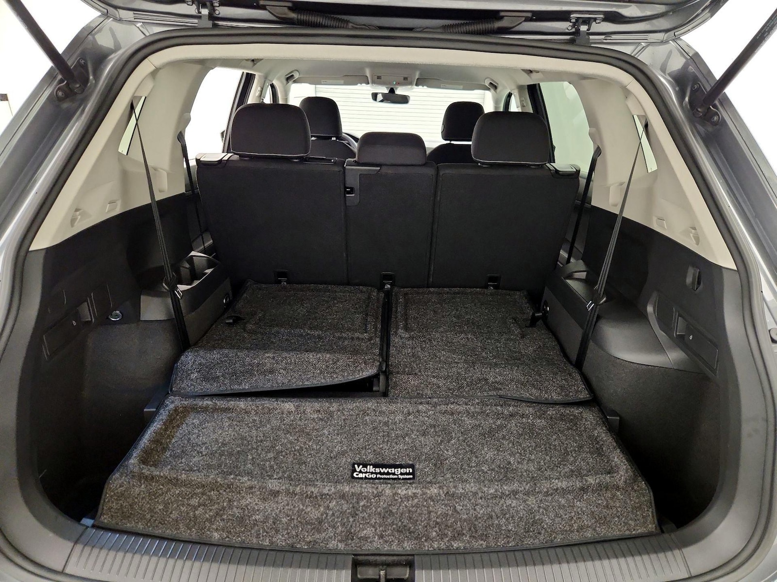 2023 Volkswagen Tiguan S - Photo 22
