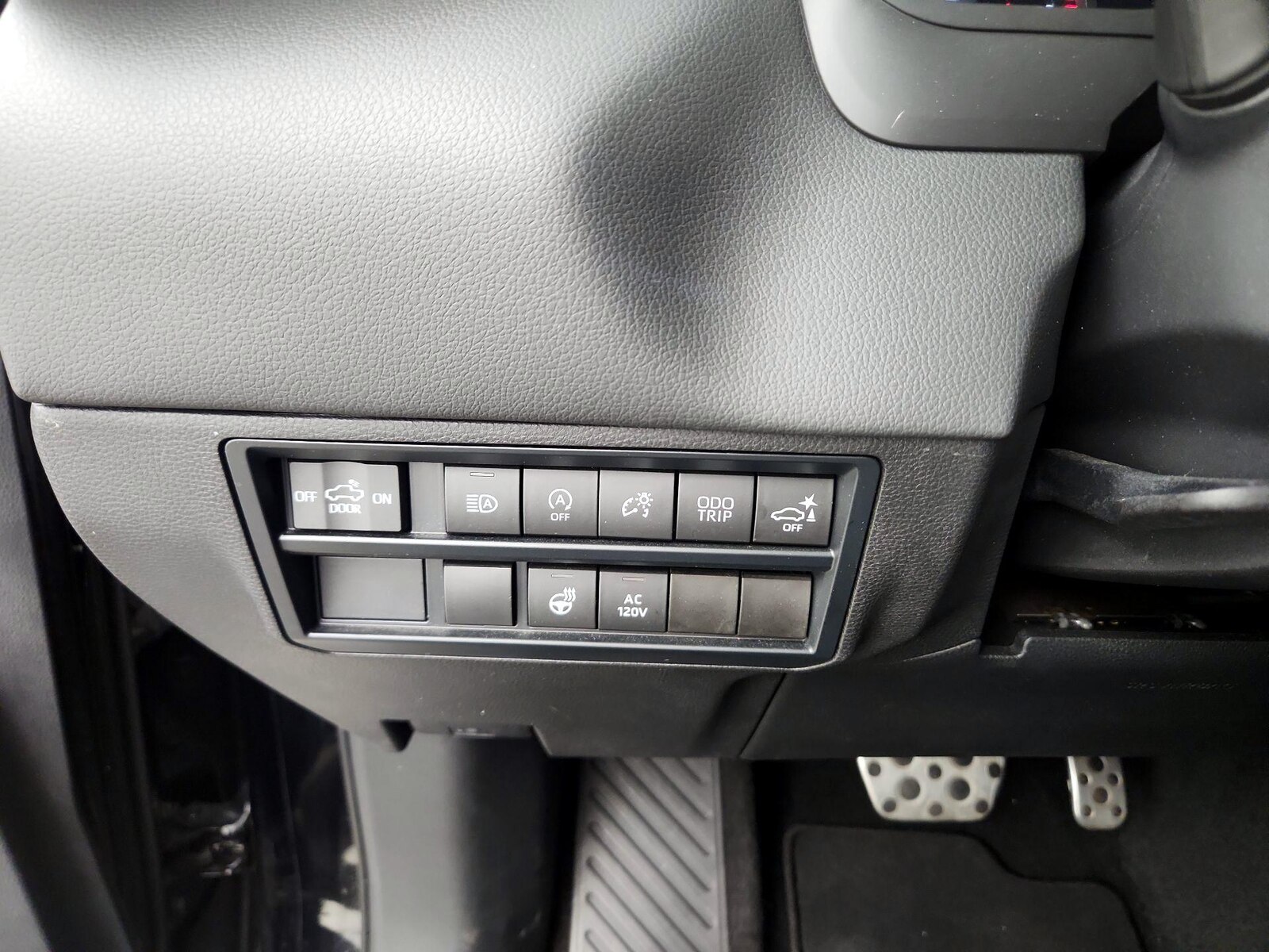 2023 Toyota Tundra Limited - Photo 14