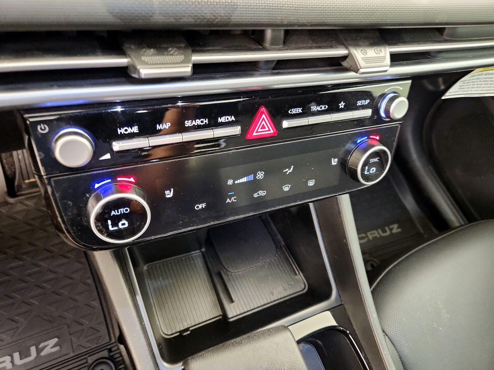2025 Hyundai Santa Cruz SEL Activity - Photo 17