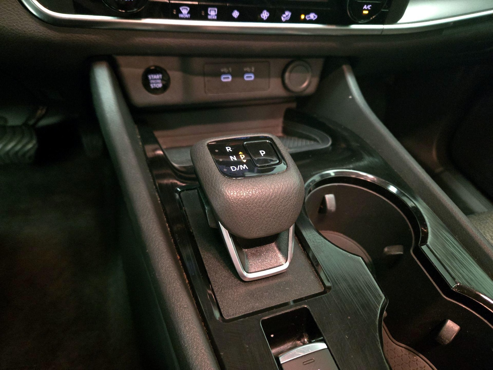 2026 Nissan Rogue SV - Photo 18