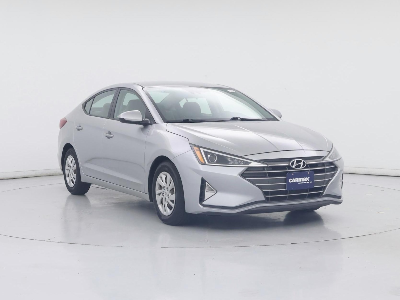 2020 Hyundai Elantra SE - Photo 2