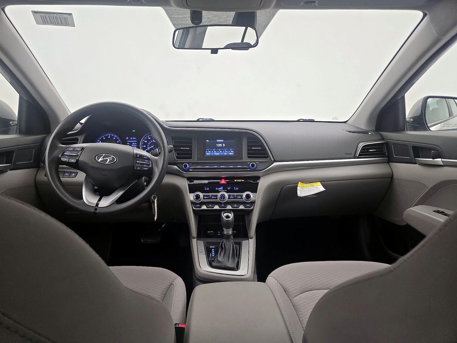 2020 Hyundai Elantra SE - Photo 10