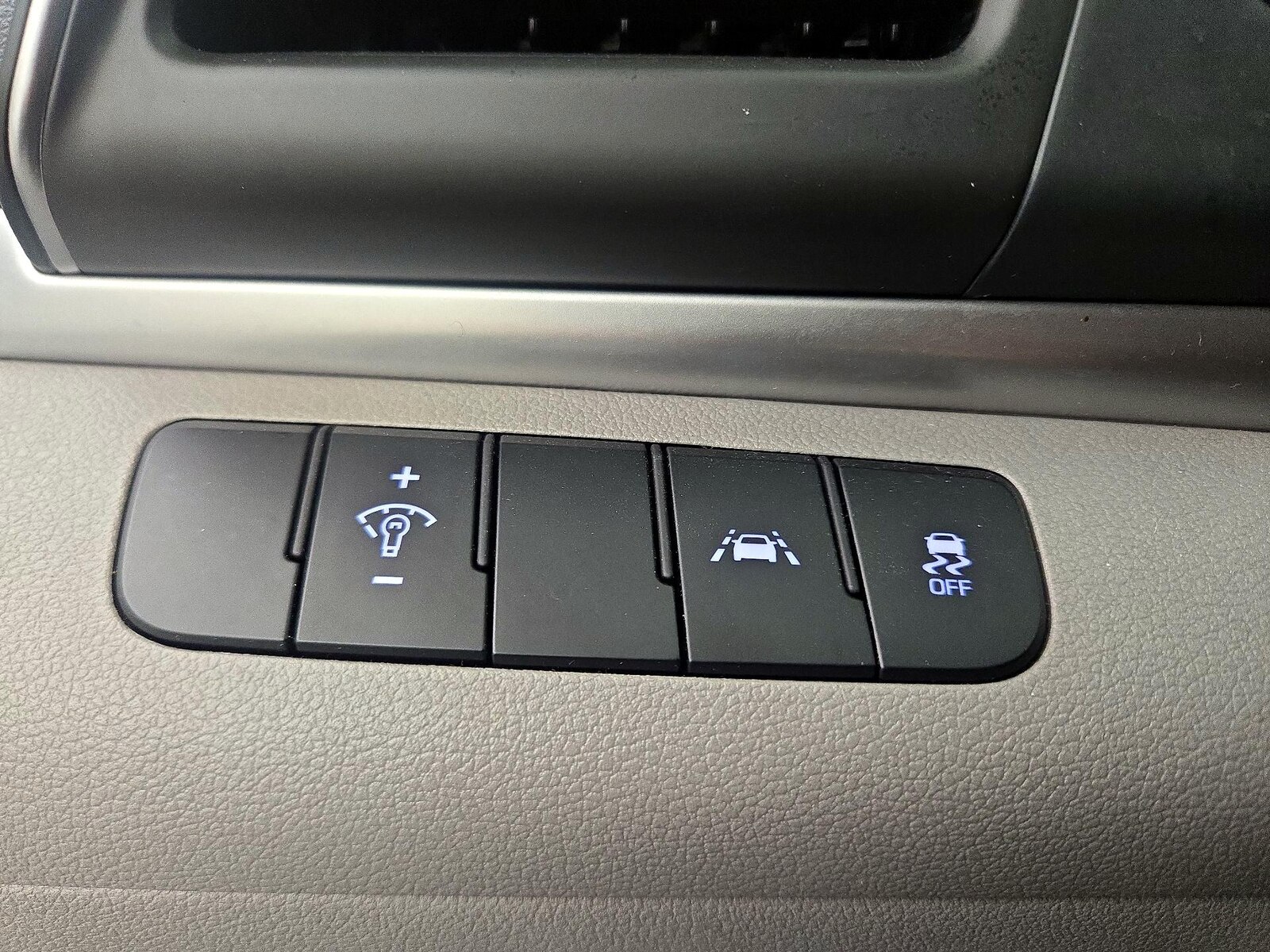 2020 Hyundai Elantra SE - Photo 14