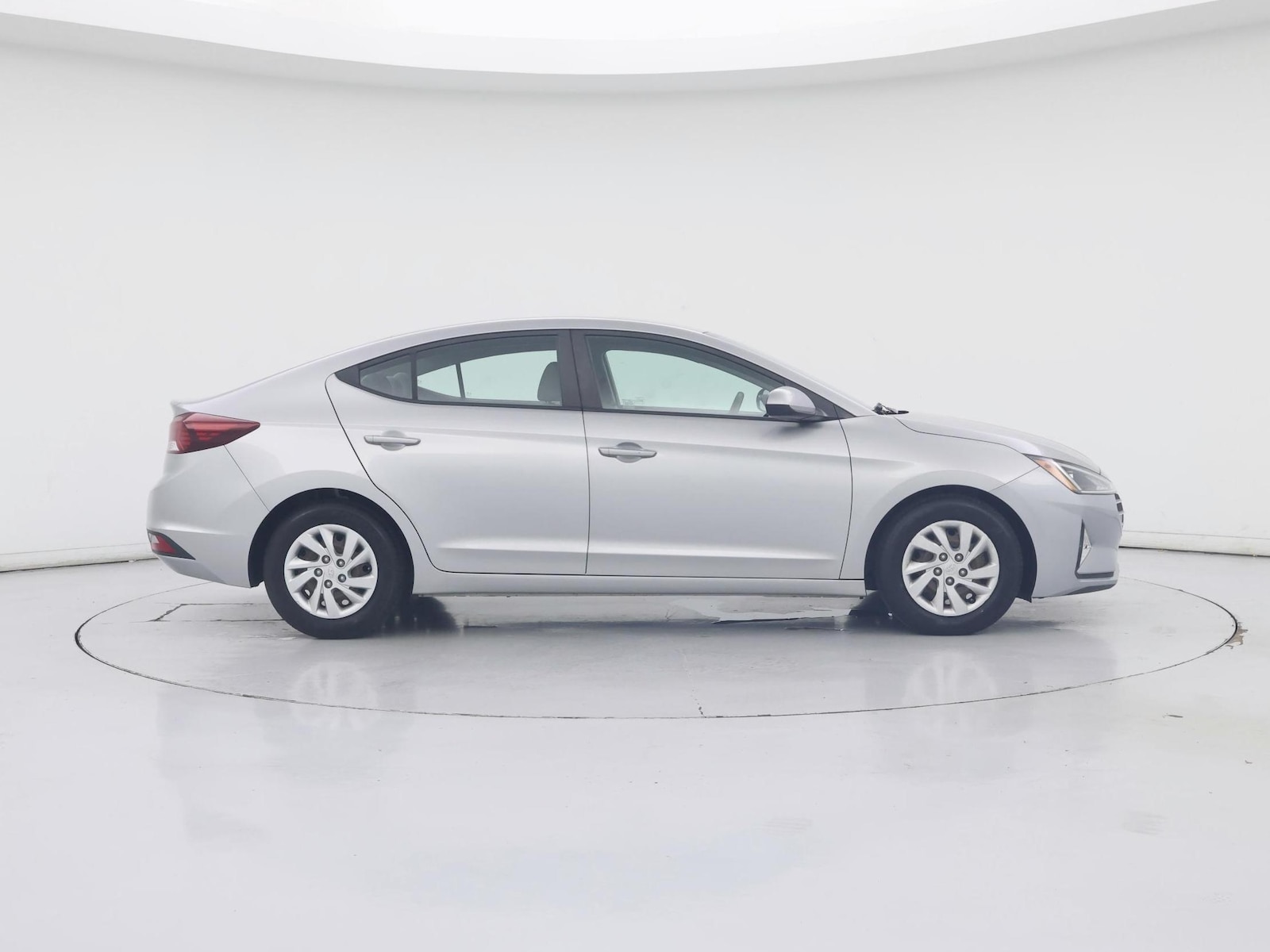 2020 Hyundai Elantra SE - Photo 8