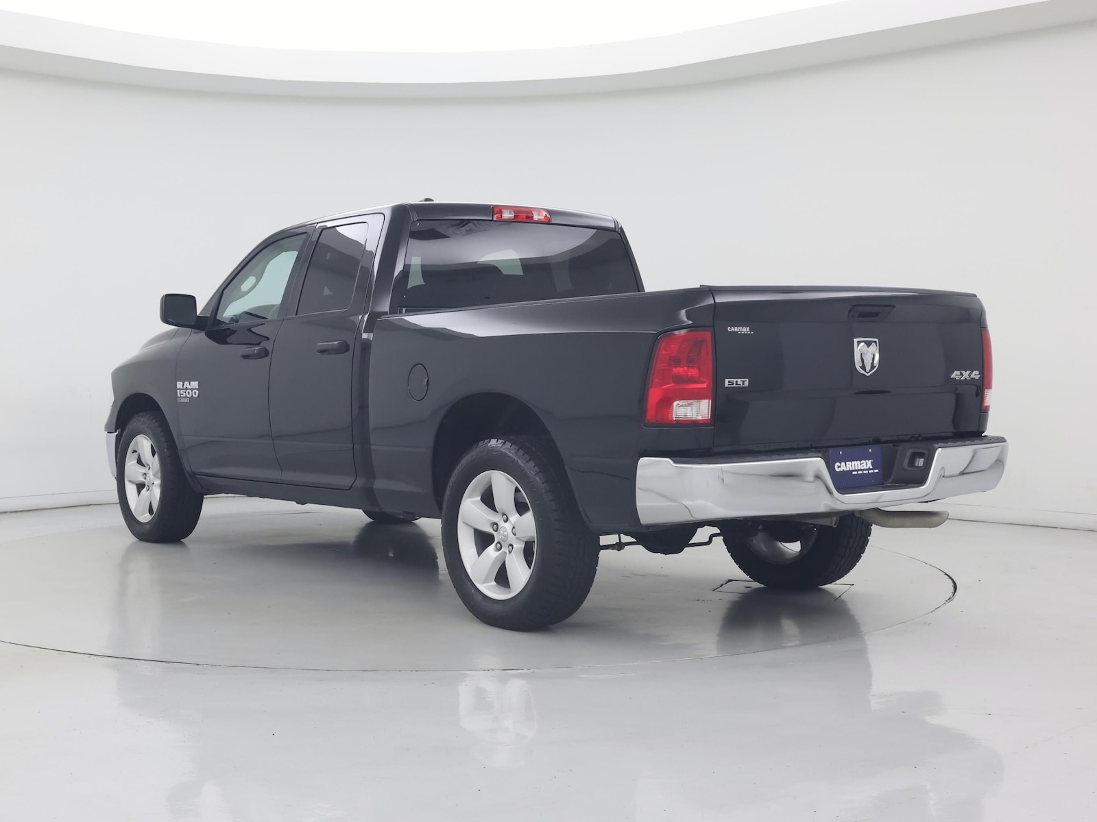 2024 RAM Ram 1500 Classic SLT - Photo 3