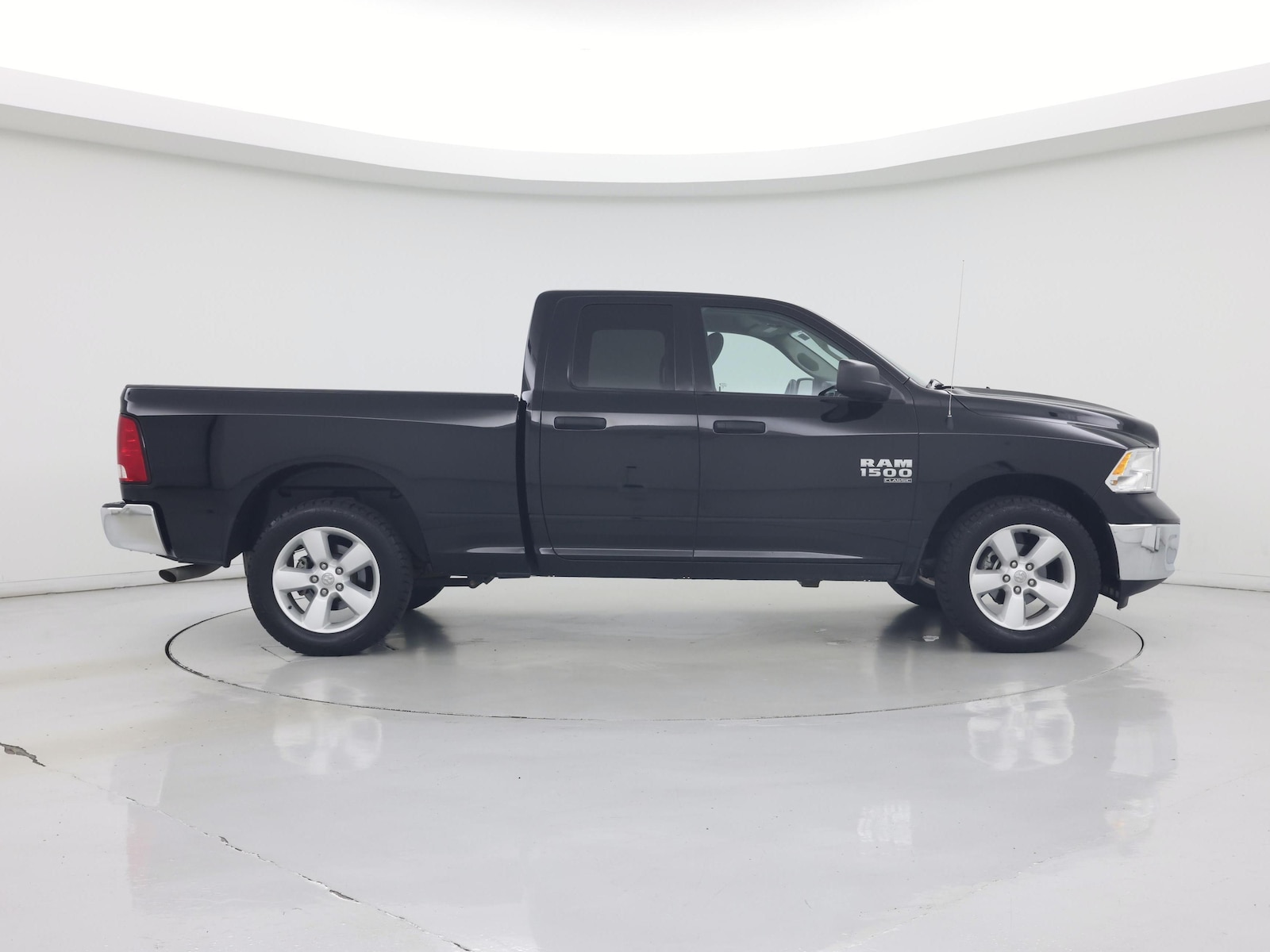 2024 RAM Ram 1500 Classic SLT - Photo 8