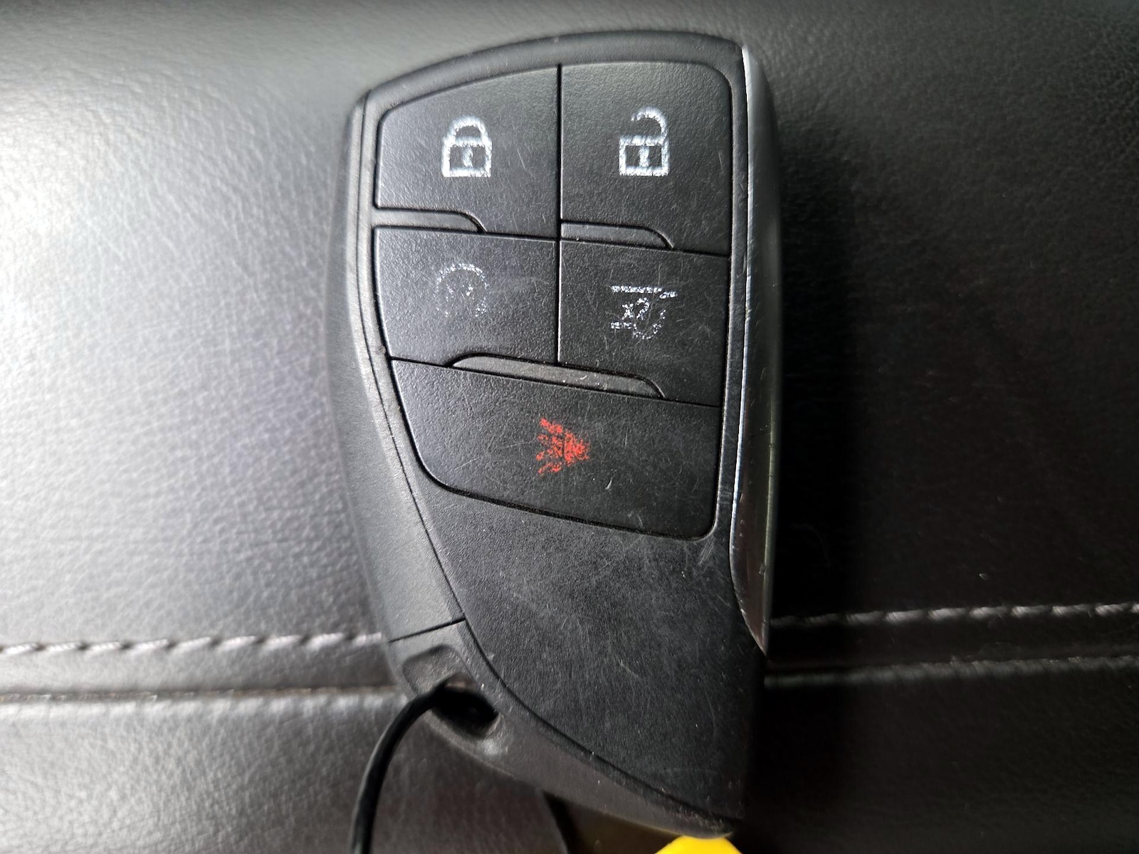 2021 Chevrolet Suburban LT - Photo 25