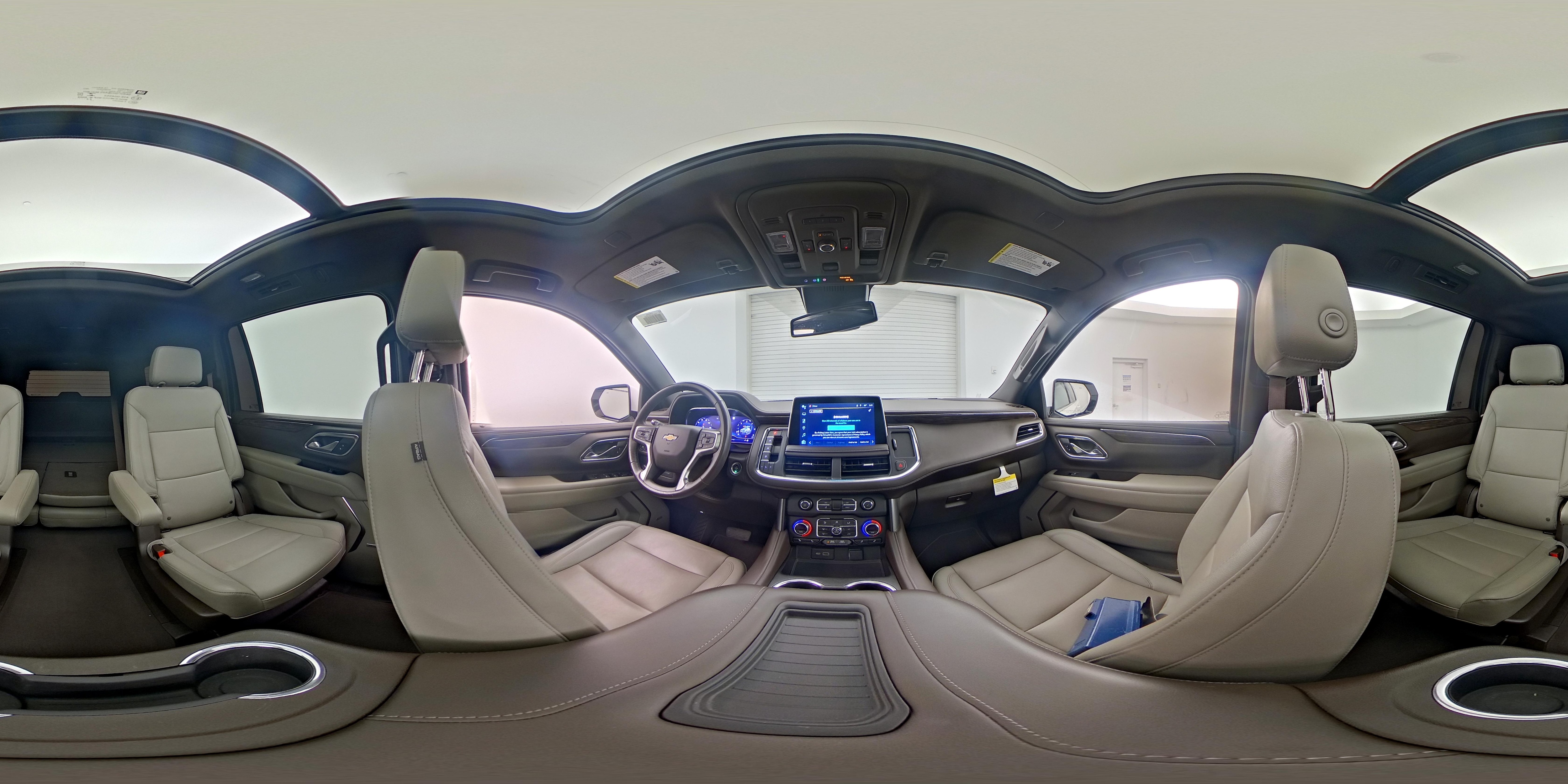 2023 Chevrolet Suburban LT - Photo 25