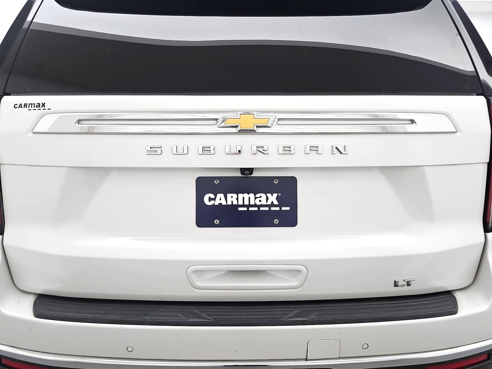 2023 Chevrolet Suburban LT - Photo 6