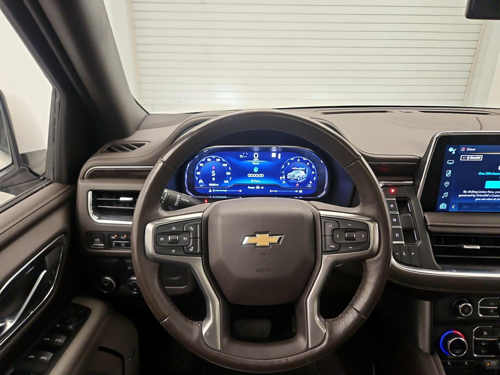 2023 Chevrolet Suburban LT - Photo 9