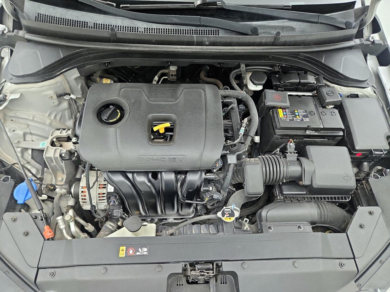 2020 Hyundai Elantra SE - Photo 22