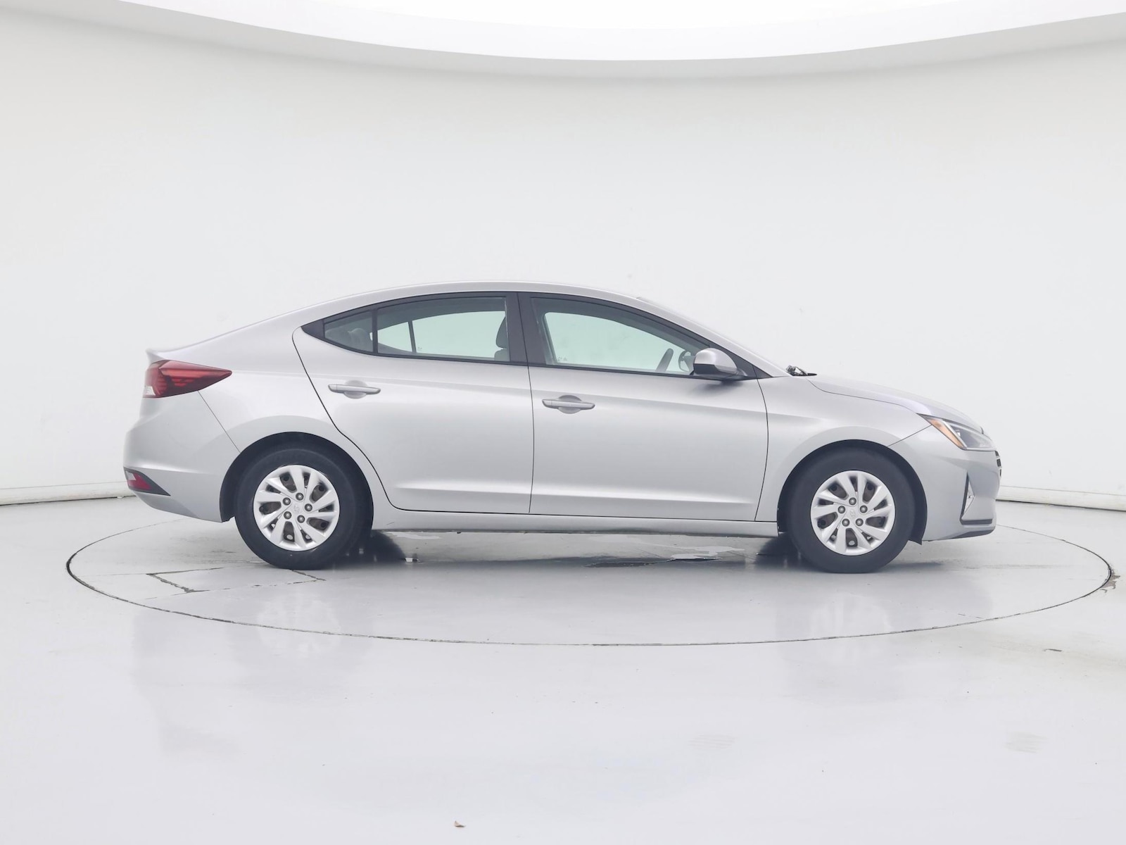 2020 Hyundai Elantra SE - Photo 8