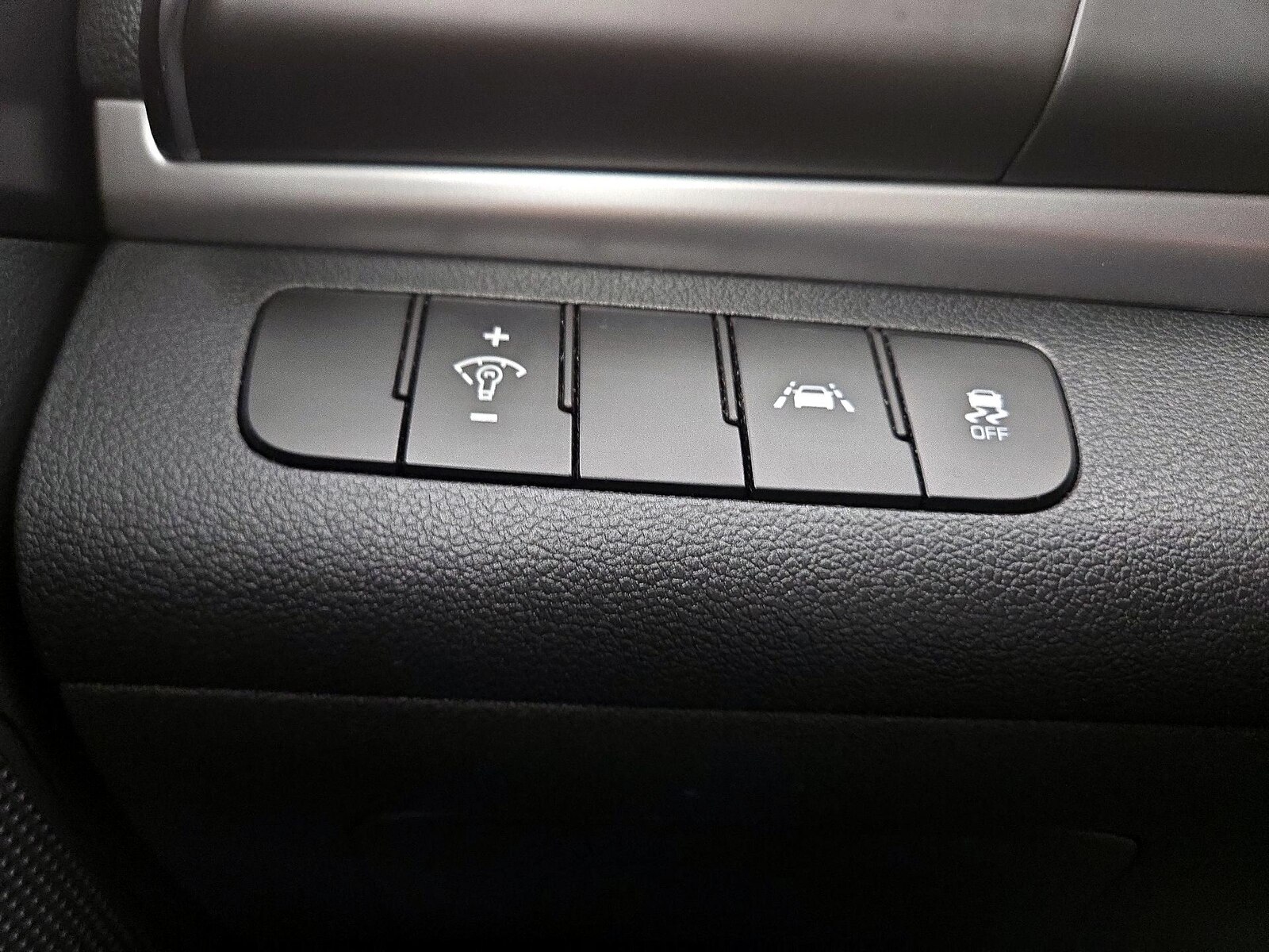 2020 Hyundai Elantra SE - Photo 14