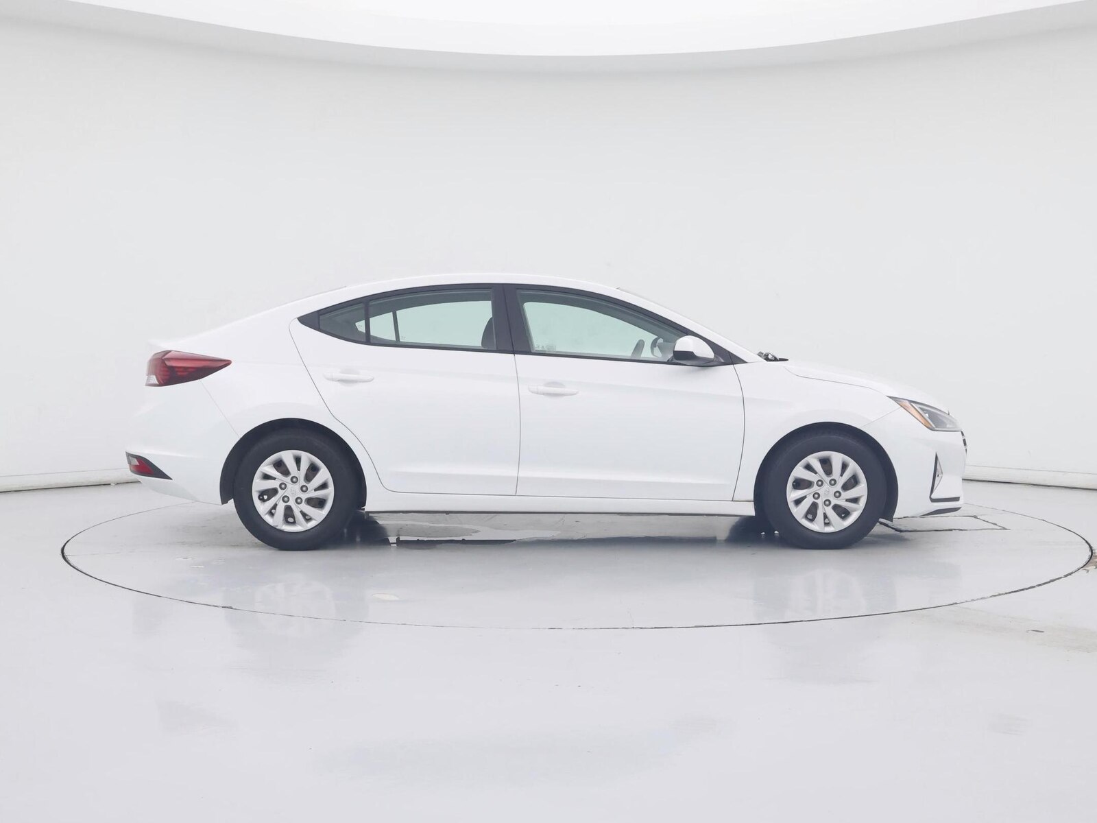 2020 Hyundai Elantra SE - Photo 8