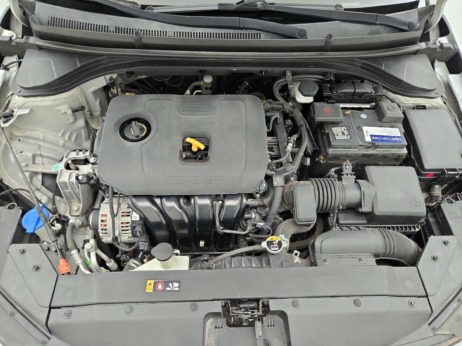 2020 Hyundai Elantra SE - Photo 22