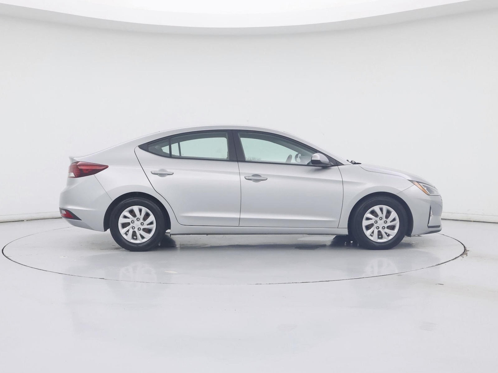 2020 Hyundai Elantra SE - Photo 8