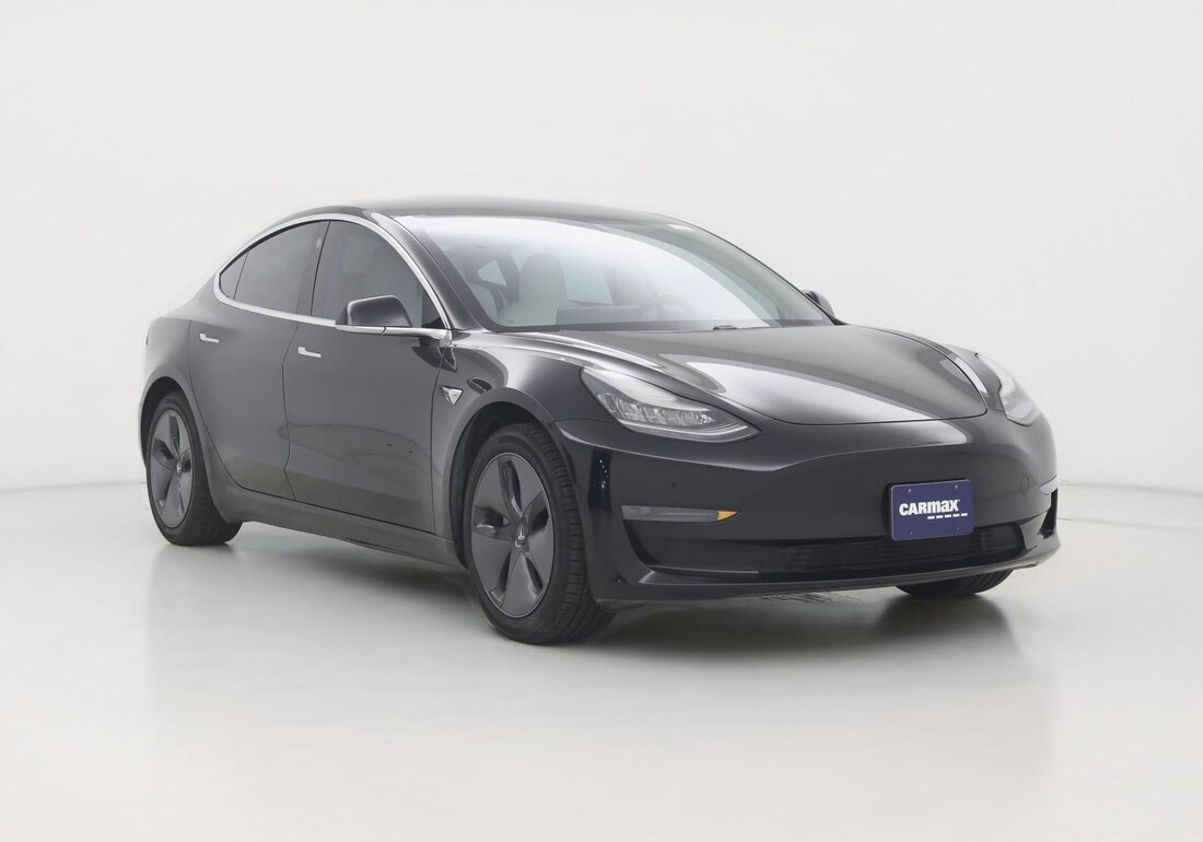 2020 Tesla Model 3 Standard Range Plus in Black — CarMax photo