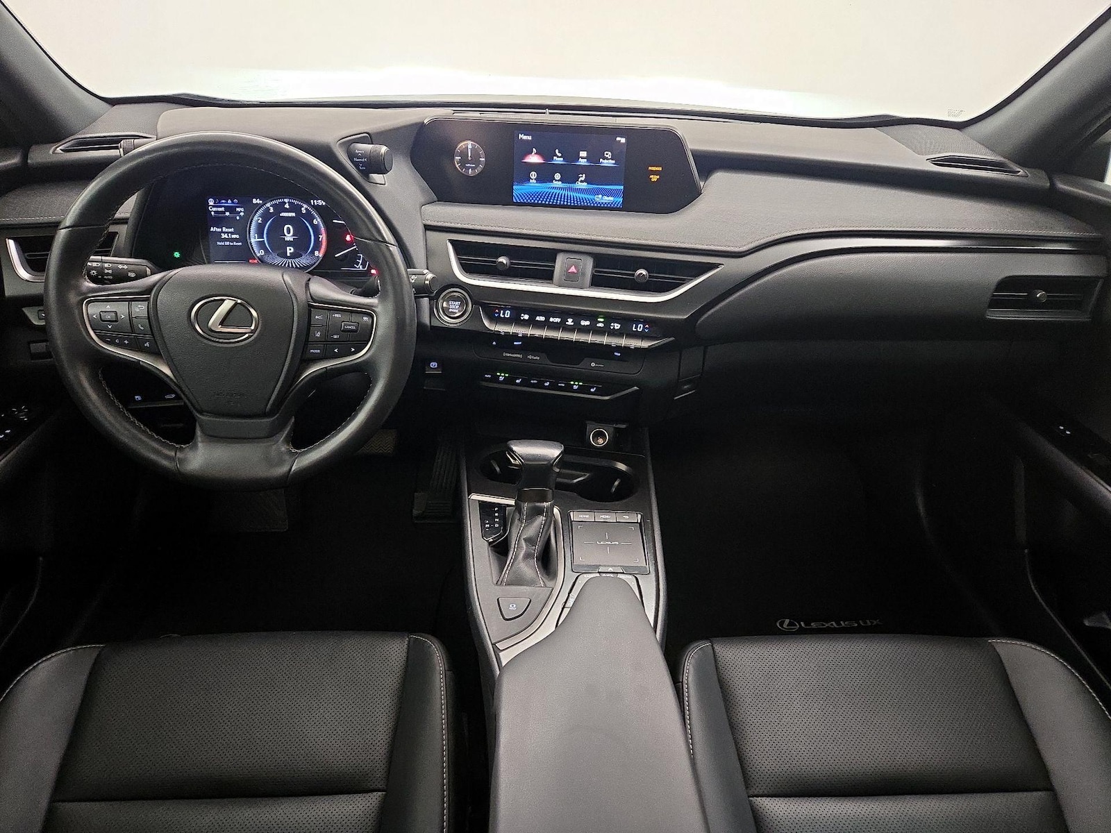2021 Lexus UX 200 - Photo 10
