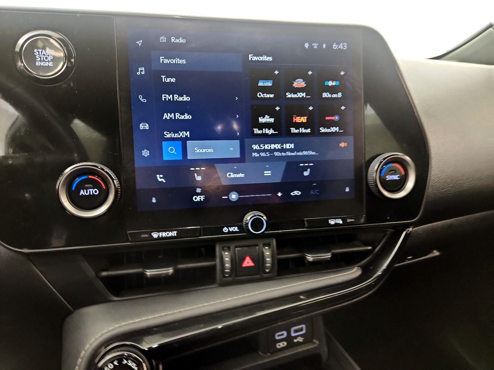 2023 Lexus NX 350 - Photo 18