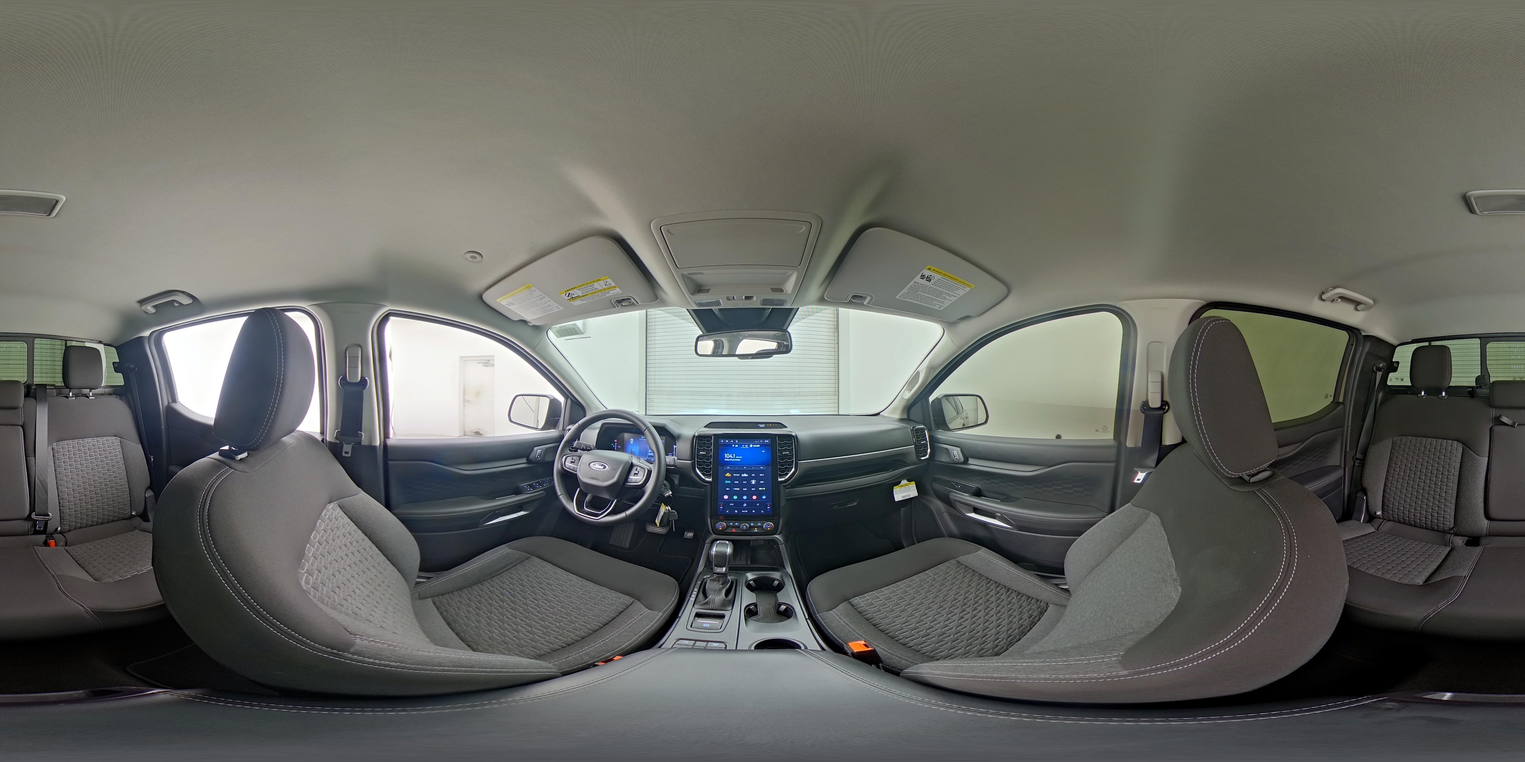 2025 Ford Ranger XLT - Photo 25