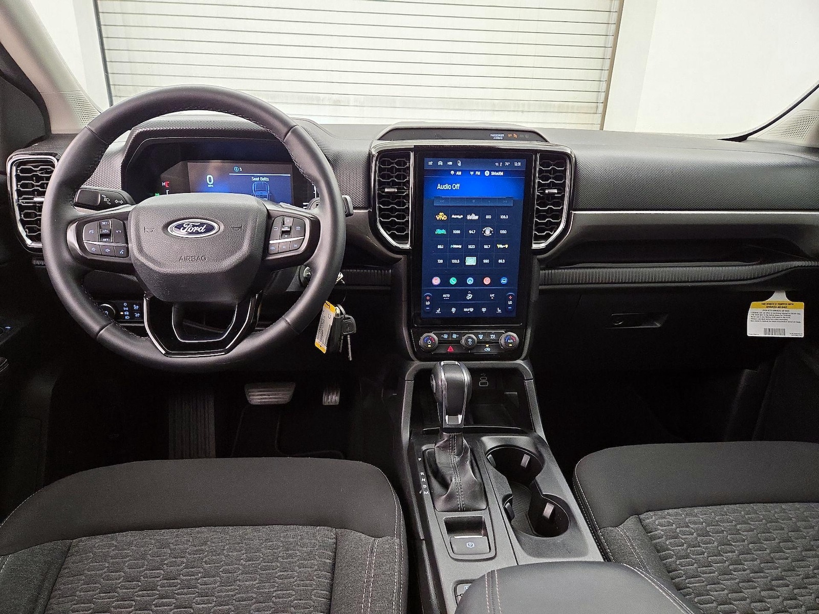 2025 Ford Ranger XLT - Photo 10