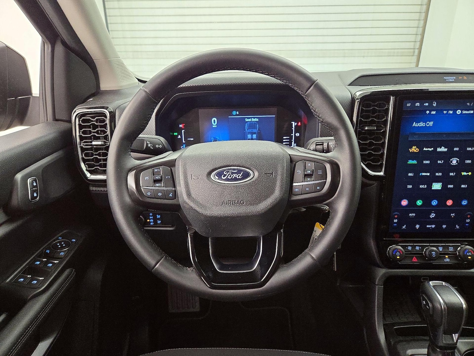 2025 Ford Ranger XLT - Photo 11