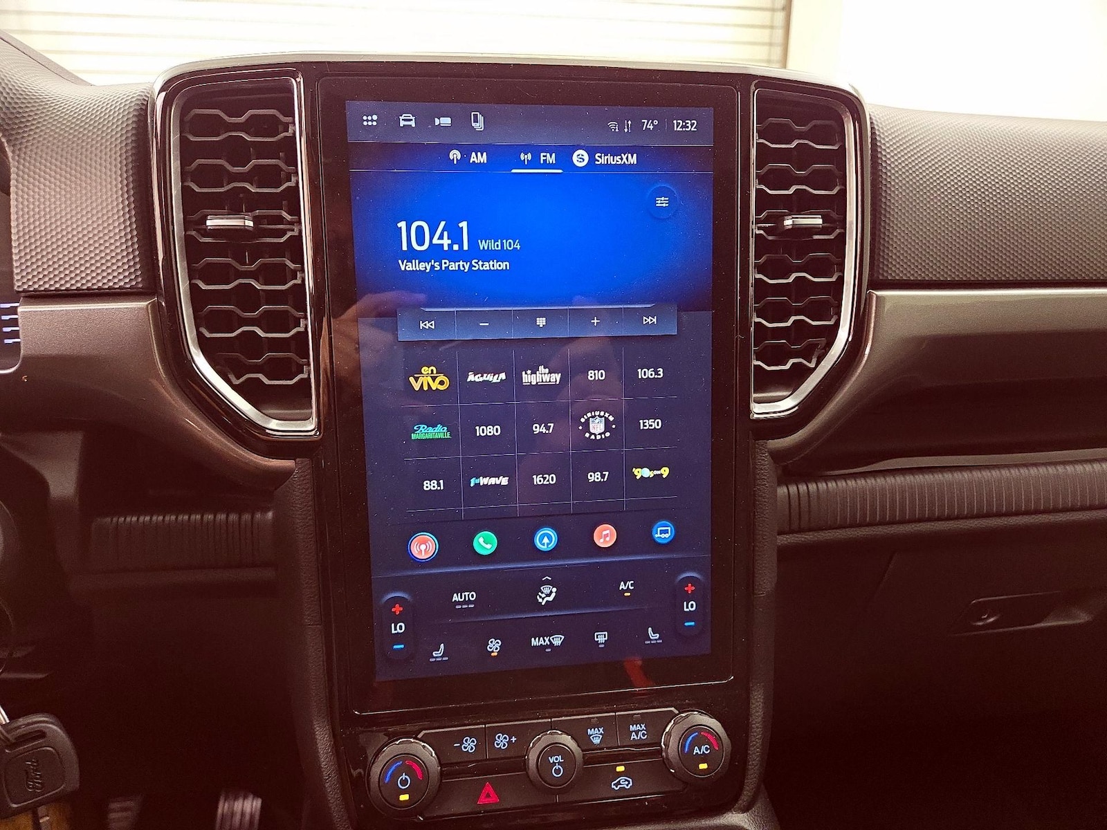 2025 Ford Ranger XLT - Photo 17