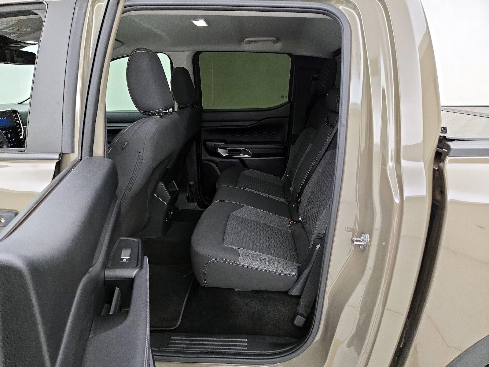 2025 Ford Ranger XLT - Photo 21