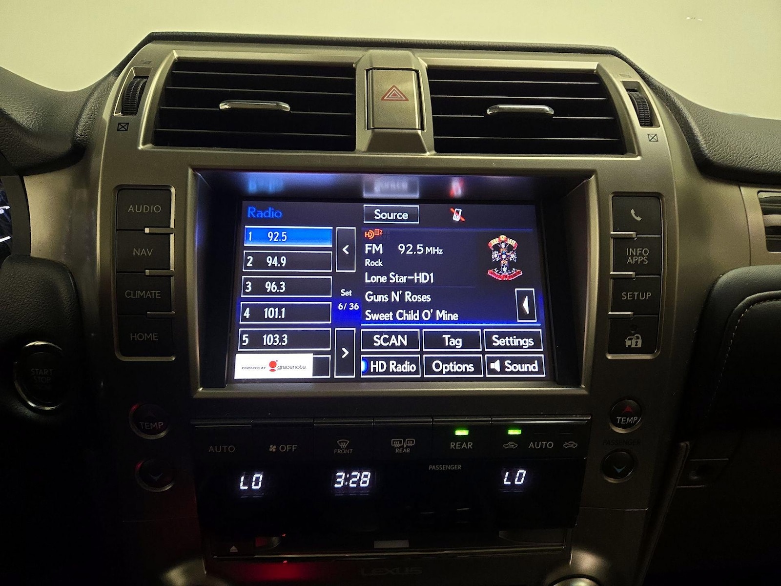 2021 Lexus GX PREMIUM - Photo 17