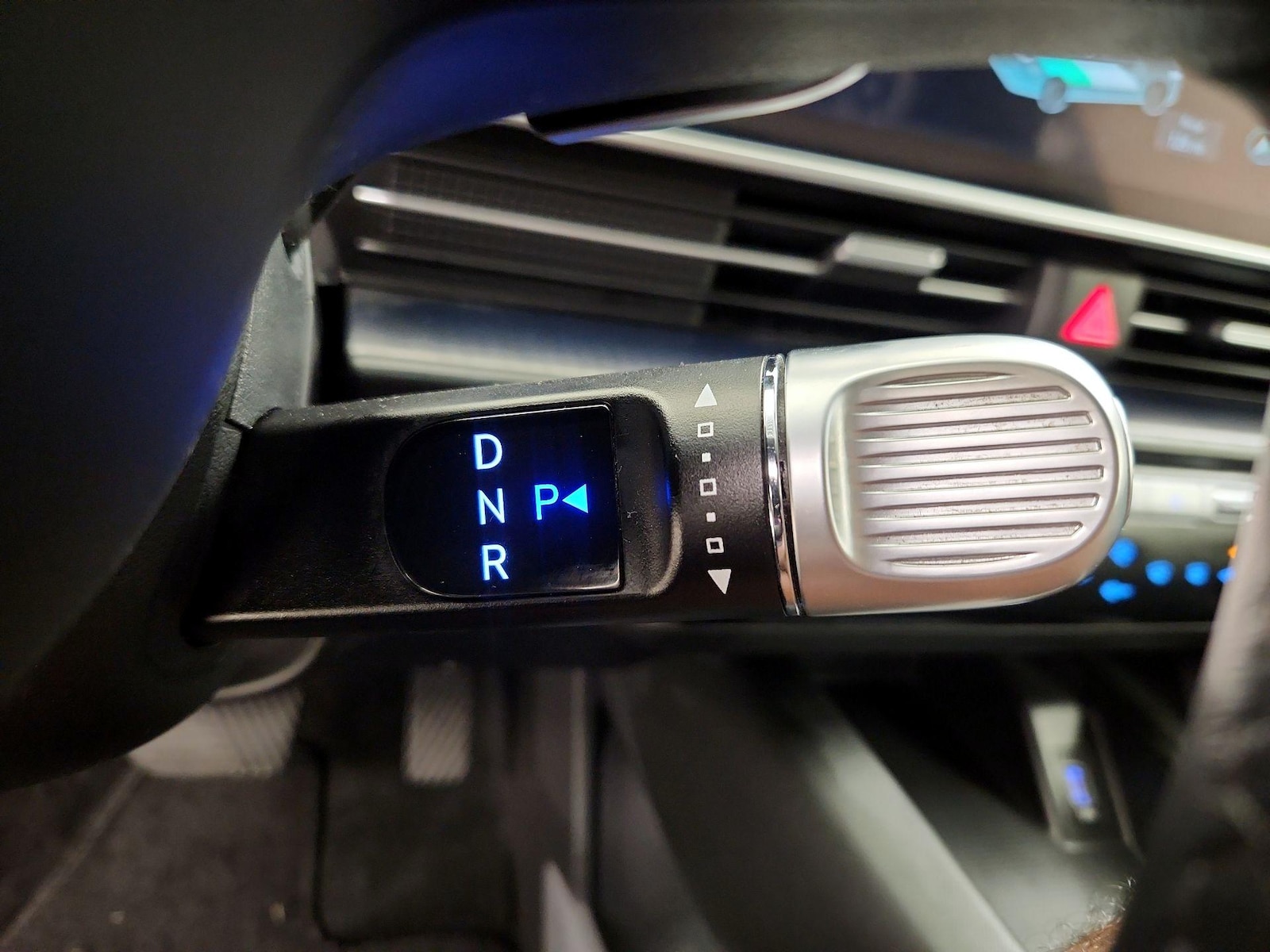 2023 Hyundai IONIQ 6 SE - Photo 19