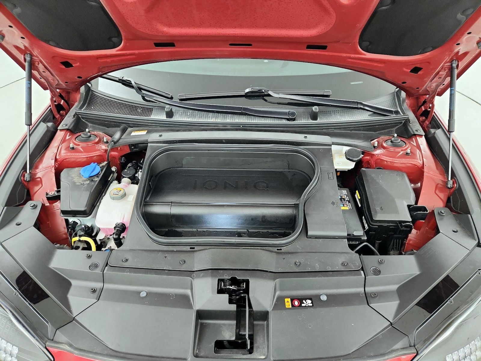 2023 Hyundai IONIQ 6 SE - Photo 23