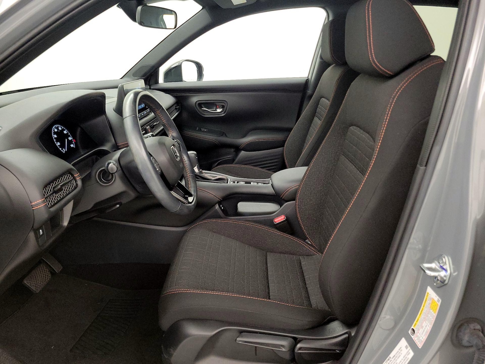 2025 Honda HR-V Sport - Photo 12