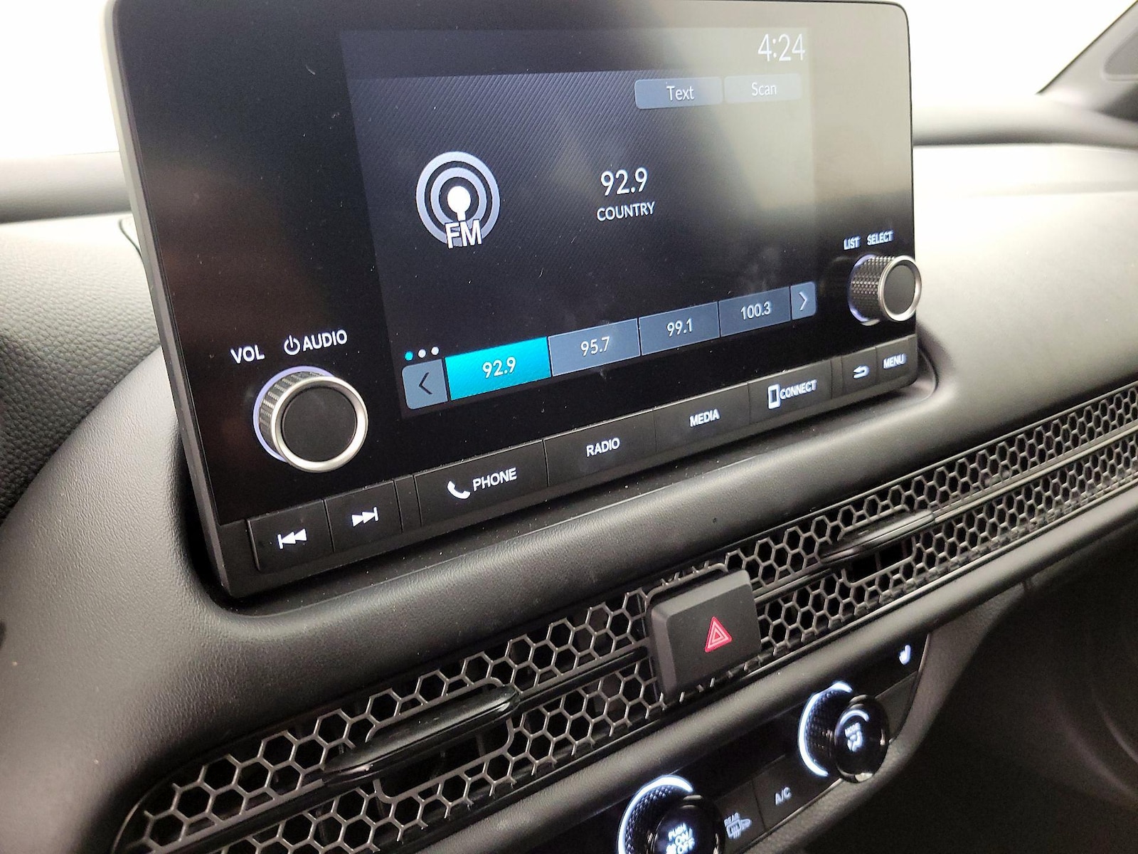 2025 Honda HR-V Sport - Photo 16