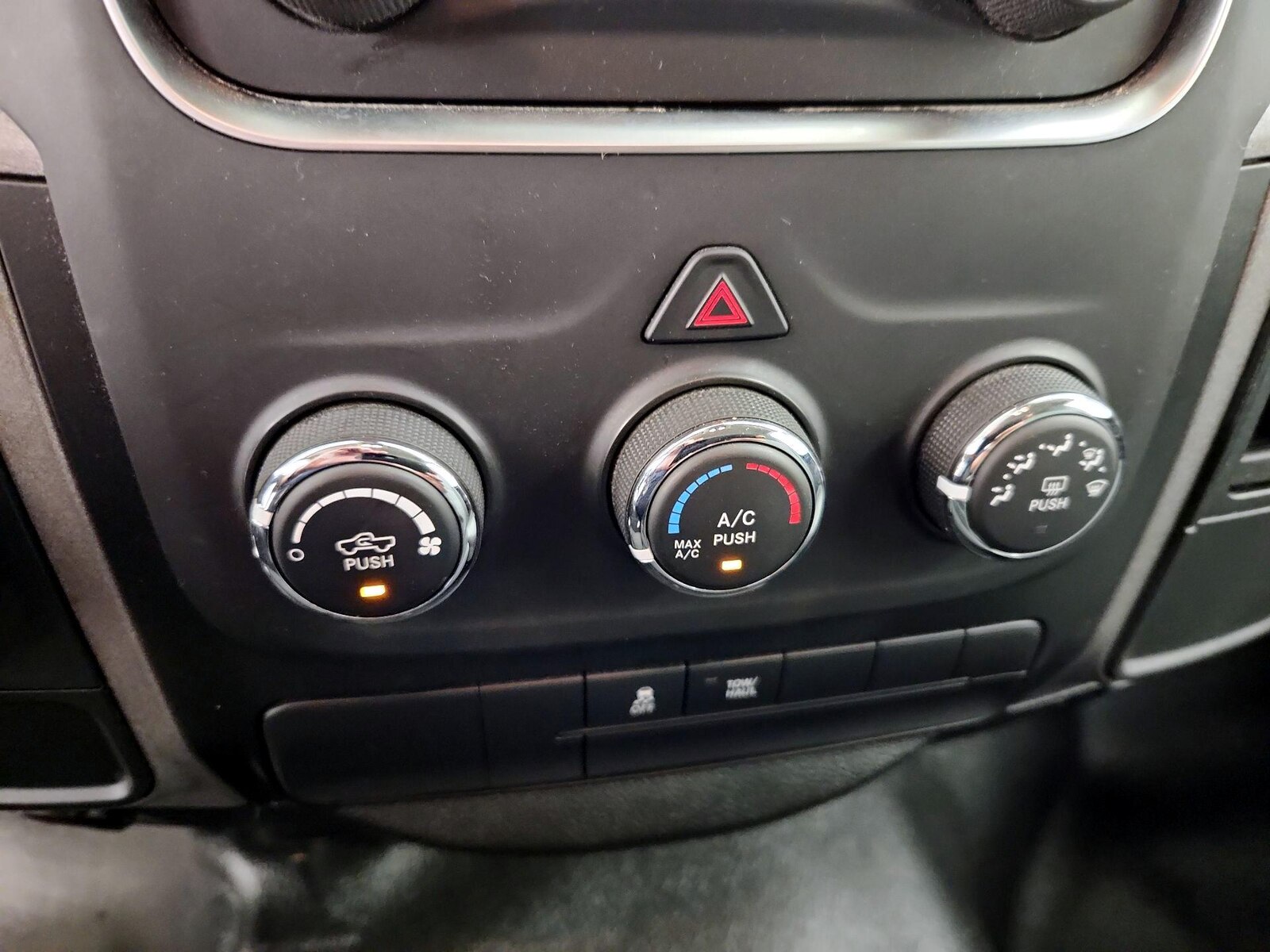 2019 RAM Ram 1500 Classic Tradesman - Photo 17
