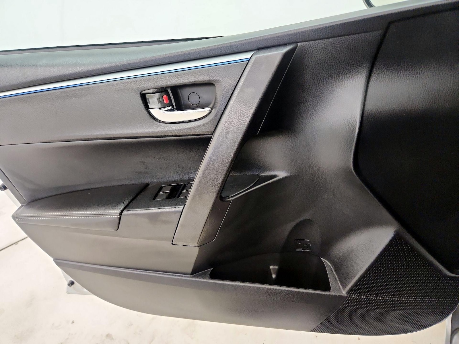2015 Toyota Corolla S Plus - Photo 13