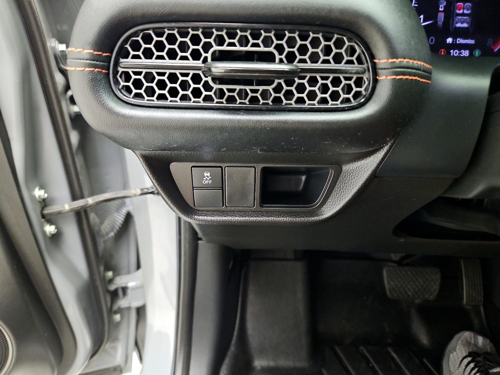 2025 Honda HR-V Sport - Photo 14