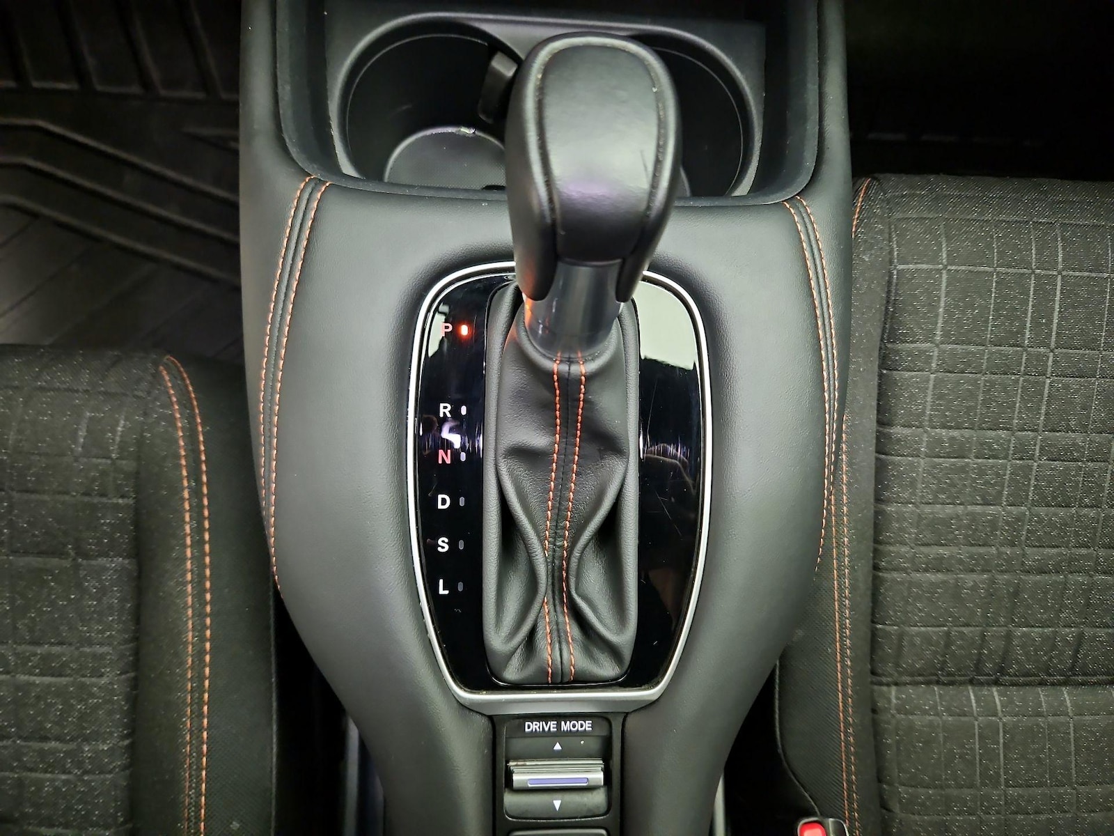 2025 Honda HR-V Sport - Photo 18