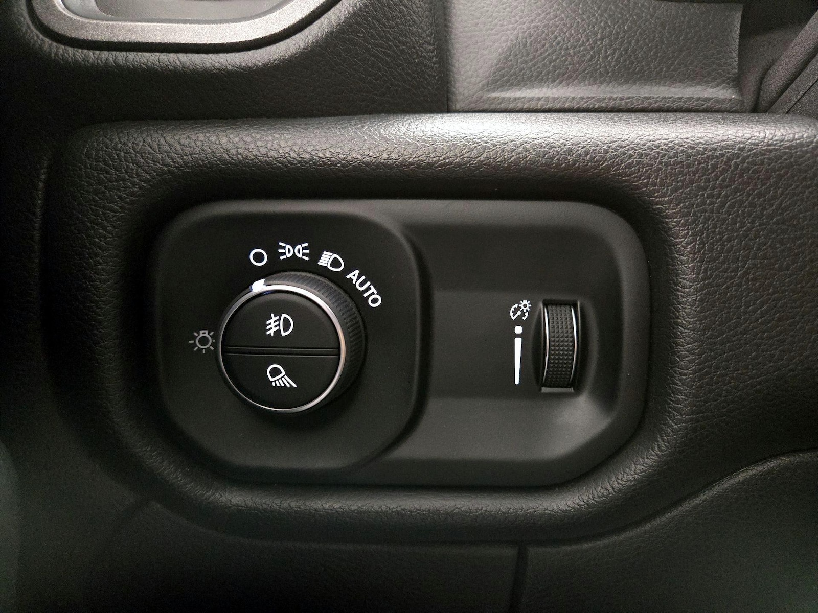 2026 RAM Ram 2500 Pickup Tradesman - Photo 14