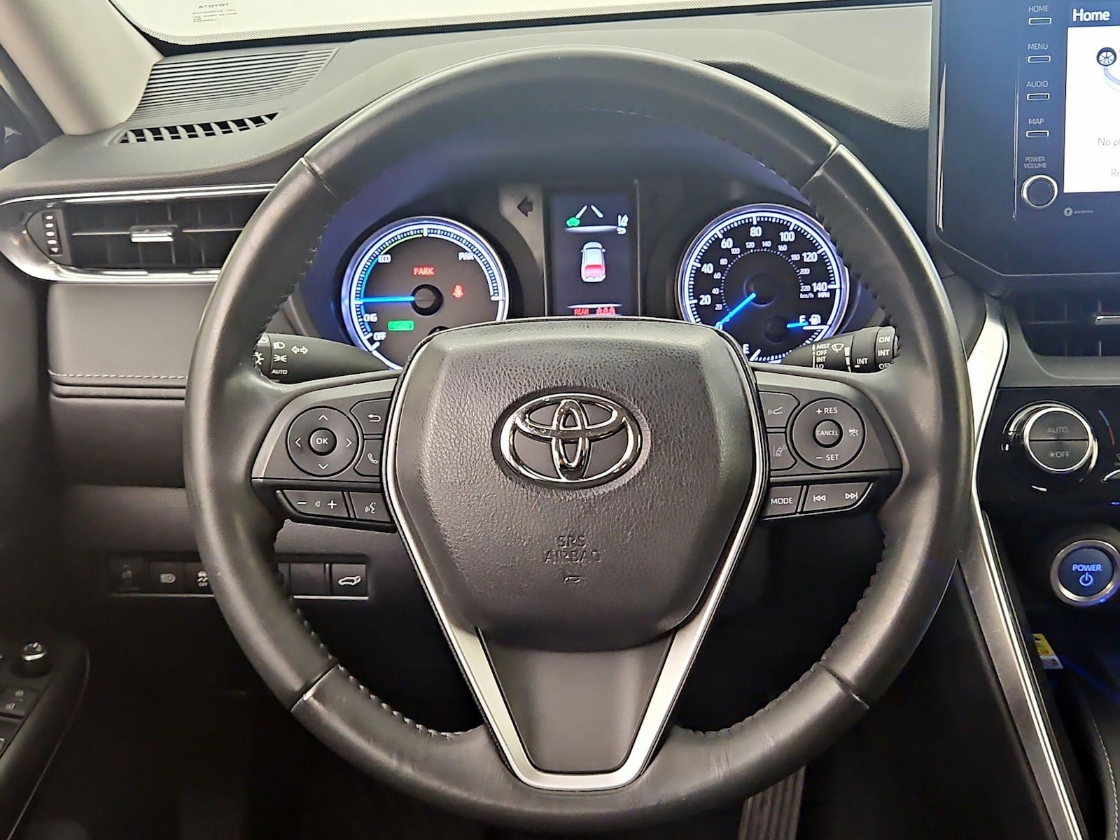 2021 Toyota Venza LE - Photo 11