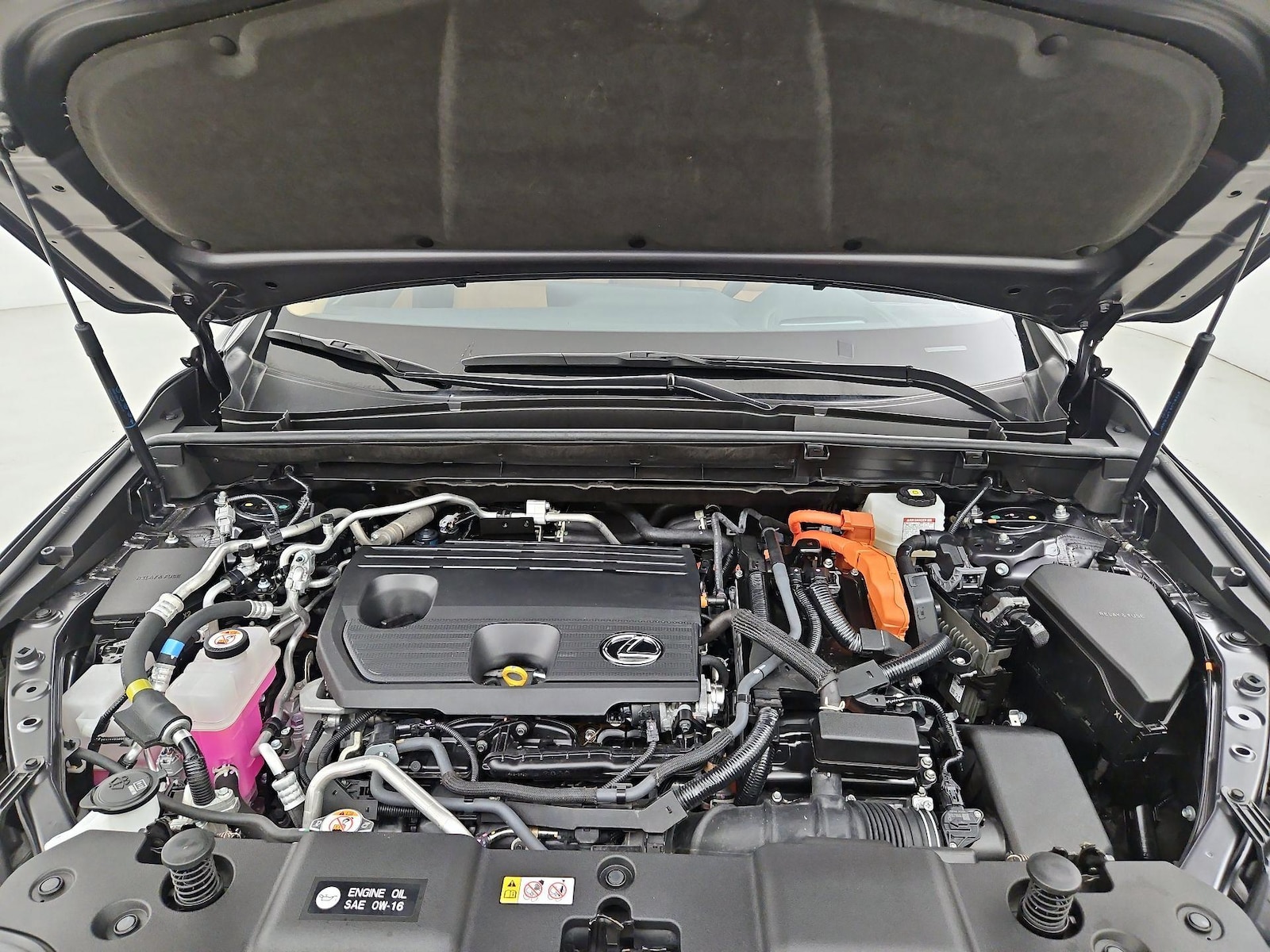 2025 Lexus NX PHEV 450h+ - Photo 21