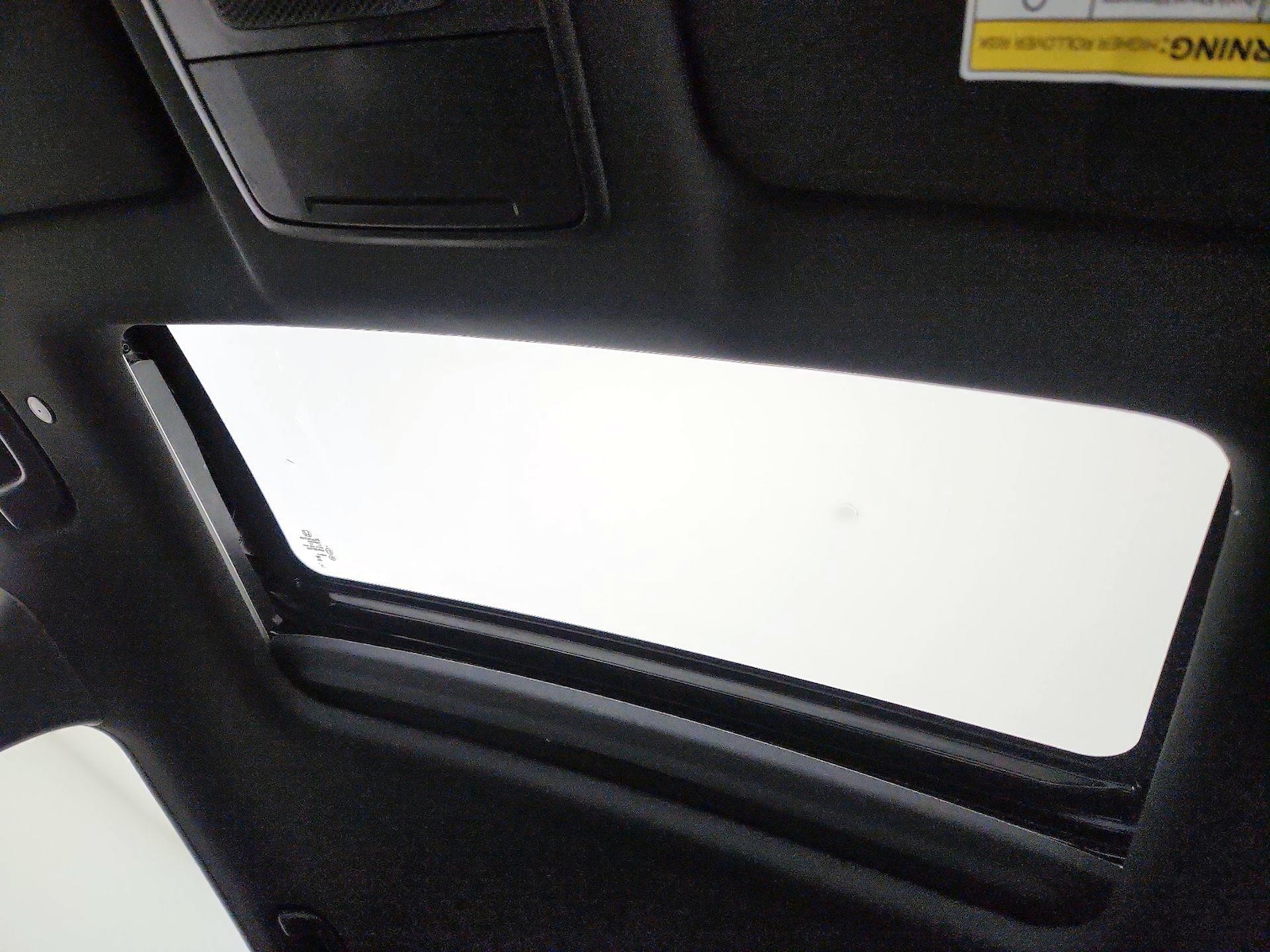 Sunroof(s) & Overhead Airbags