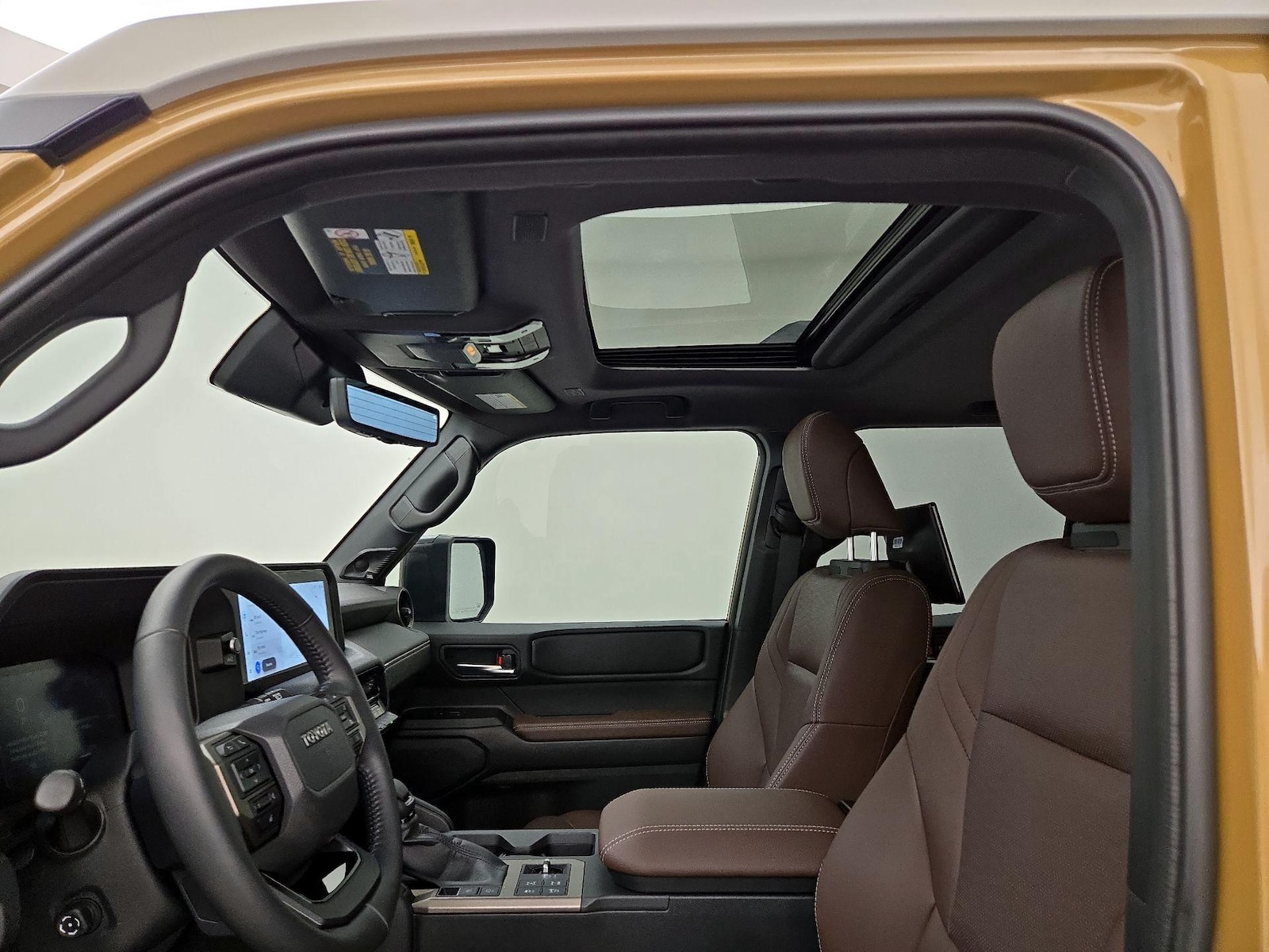 Sunroof(s) & Overhead Airbags