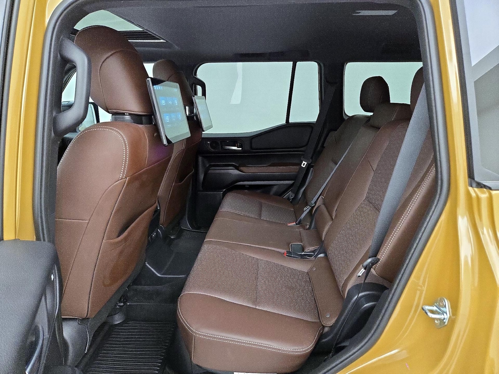 Rear Air Conditioning