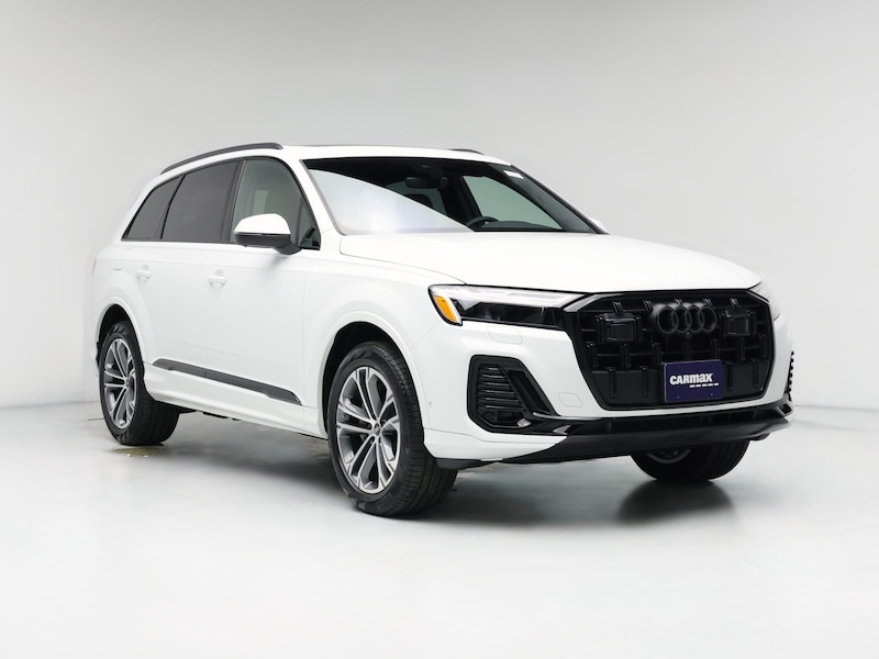 2026 Audi Q7 Premium