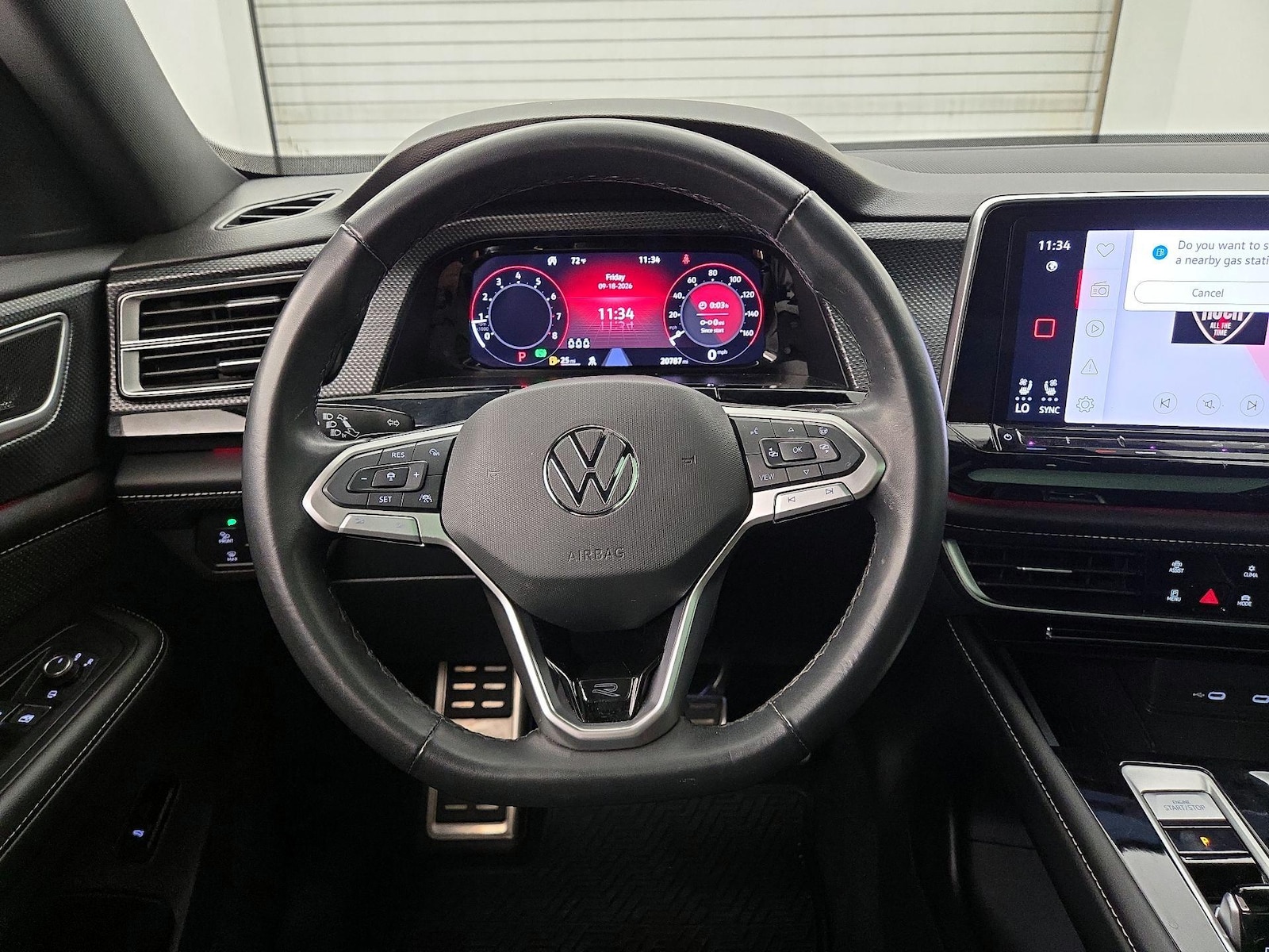 2025 Volkswagen Atlas Cross Sport SEL Premium R-LINE - Photo 11