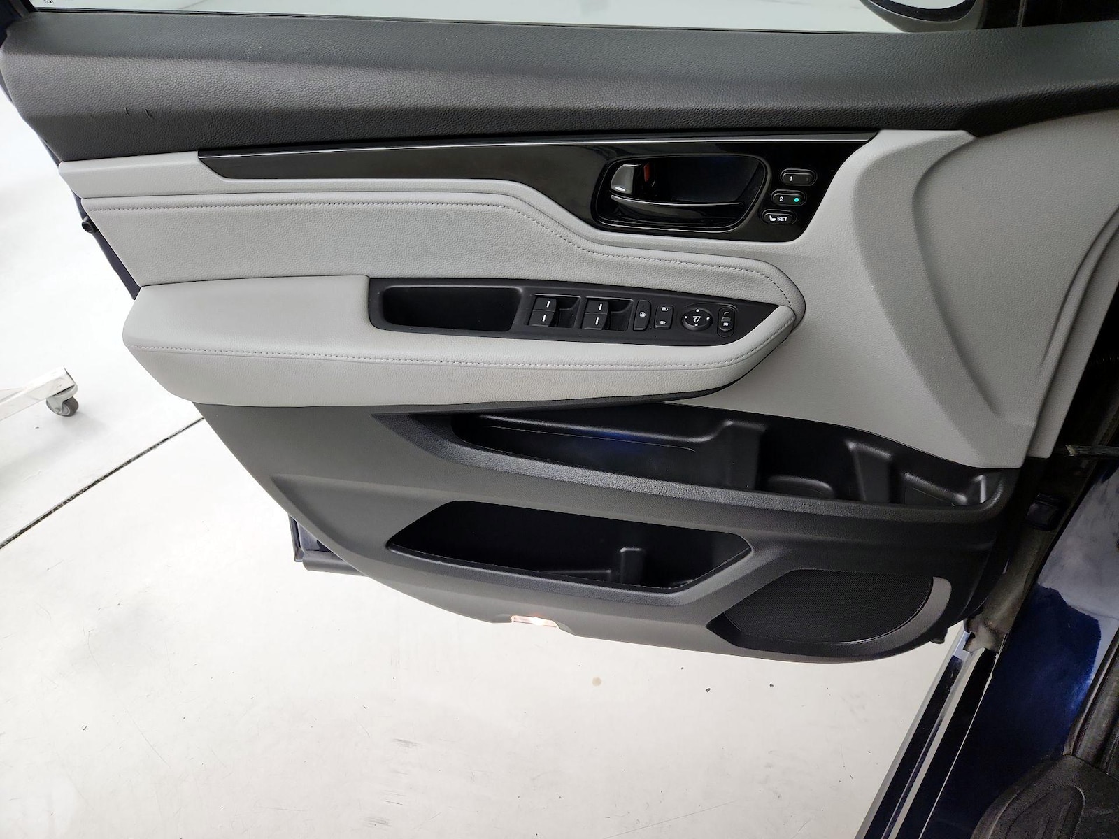 2022 Honda Odyssey Touring - Photo 13