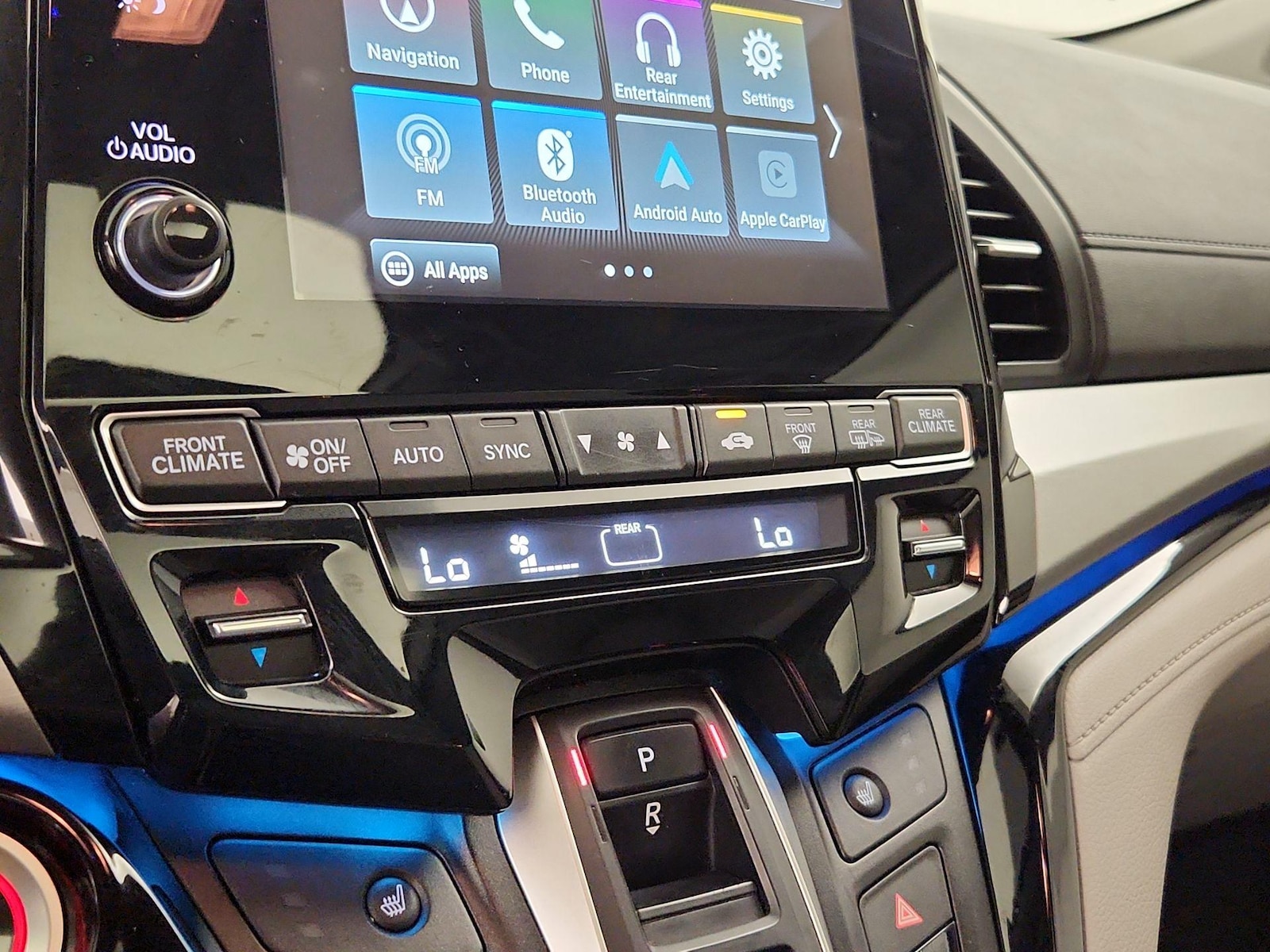 2022 Honda Odyssey Touring - Photo 18
