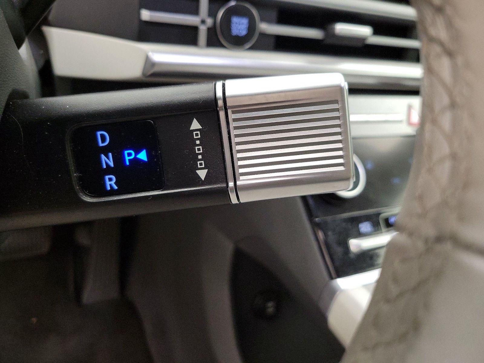 2025 Hyundai Santa Fe SEL - Photo 18