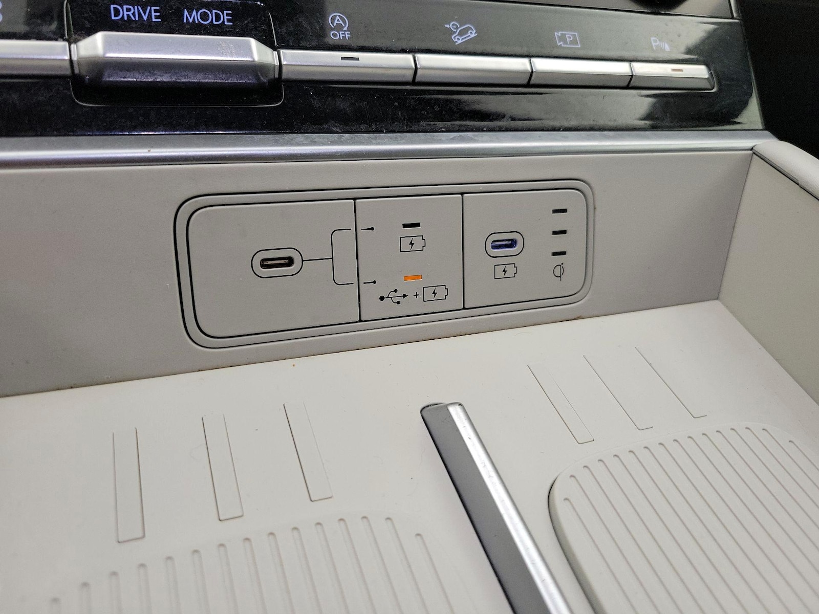 2025 Hyundai Santa Fe SEL - Photo 19