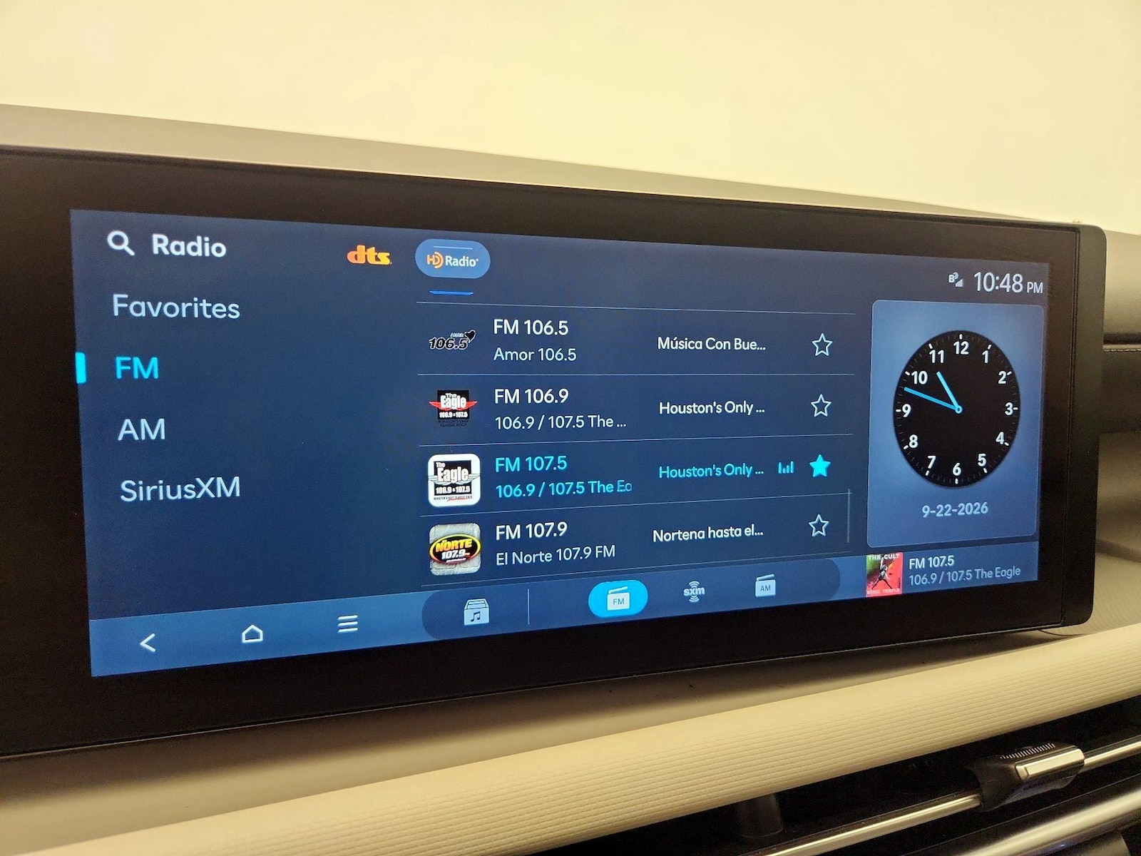 2025 Hyundai Tucson SE - Photo 16